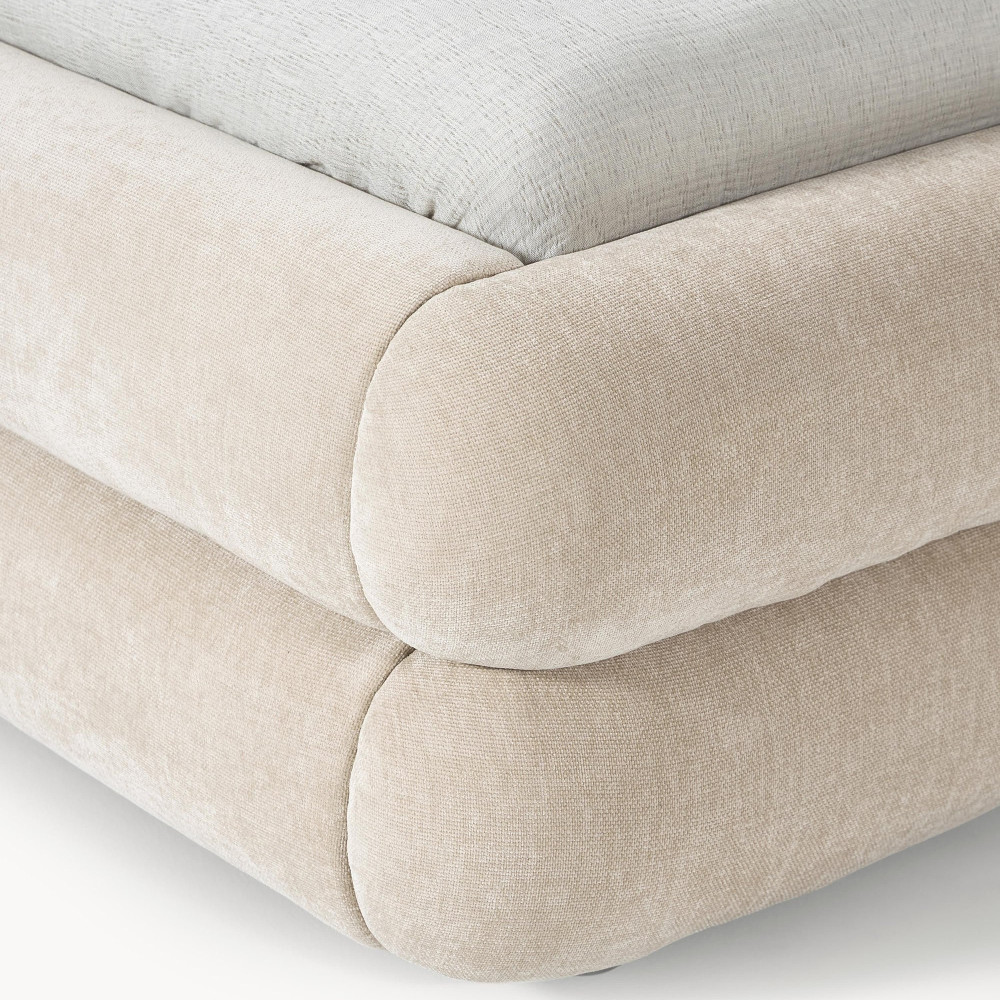 Aura Bed